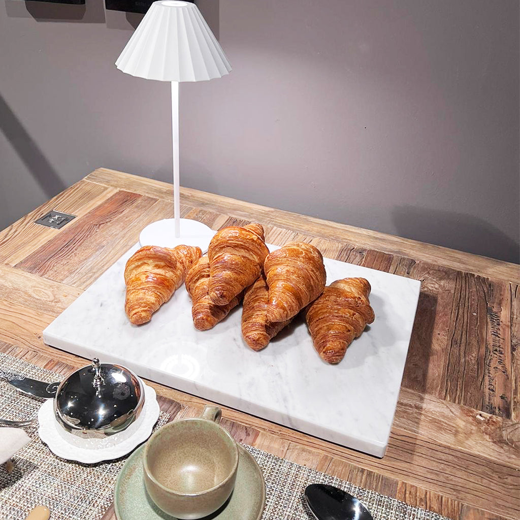 Marble White Carrara - Cuttingplate - 45x35 cm - Serving plate - Tapas plate - Luxury Quarry